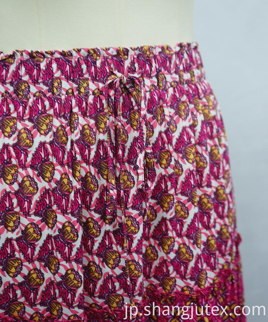 color red print of women's skirt